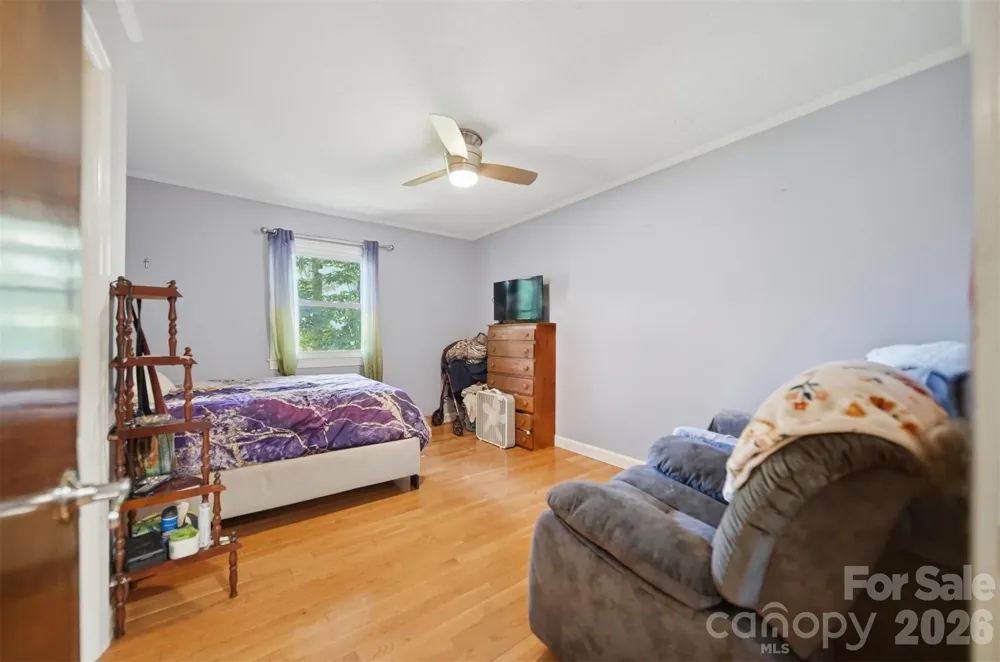 1924 Braswell Place Lenoir, NC 28645