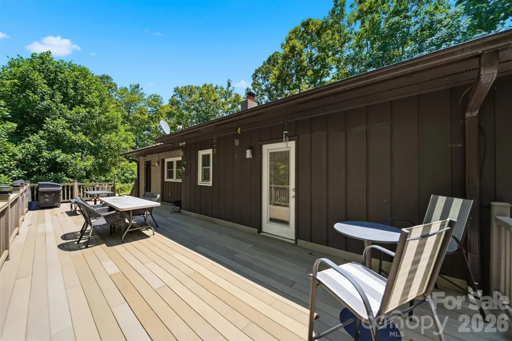 1924 Braswell Place Lenoir, NC 28645