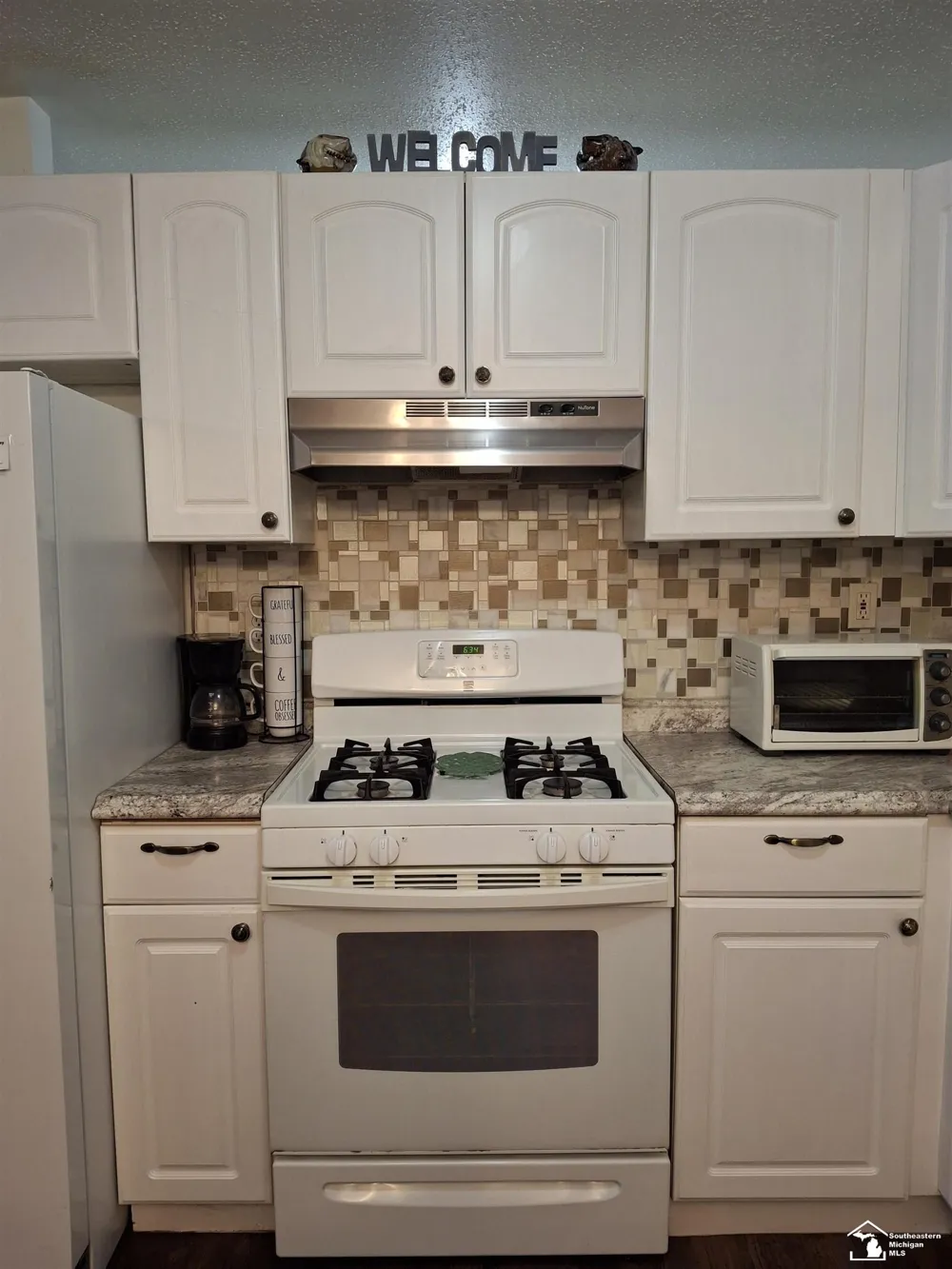 1045 Third Street Alabaster Township, MI 48763