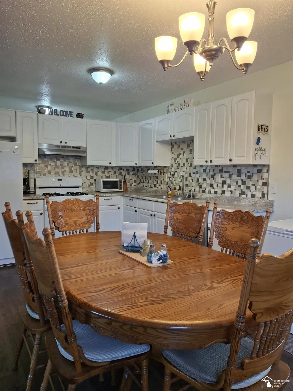 1045 Third Street Alabaster Township, MI 48763