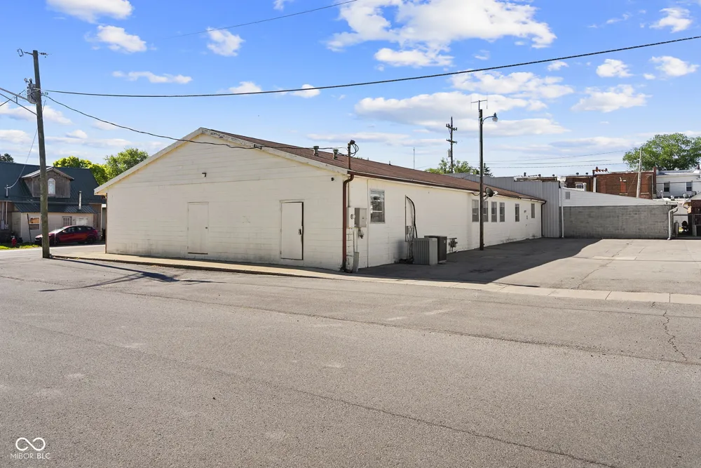 208 Meridian Street Roachdale, IN 46172