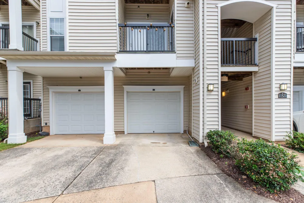 11321 ARISTOTLE DRIVE #3-303 Fairfax, VA 22030