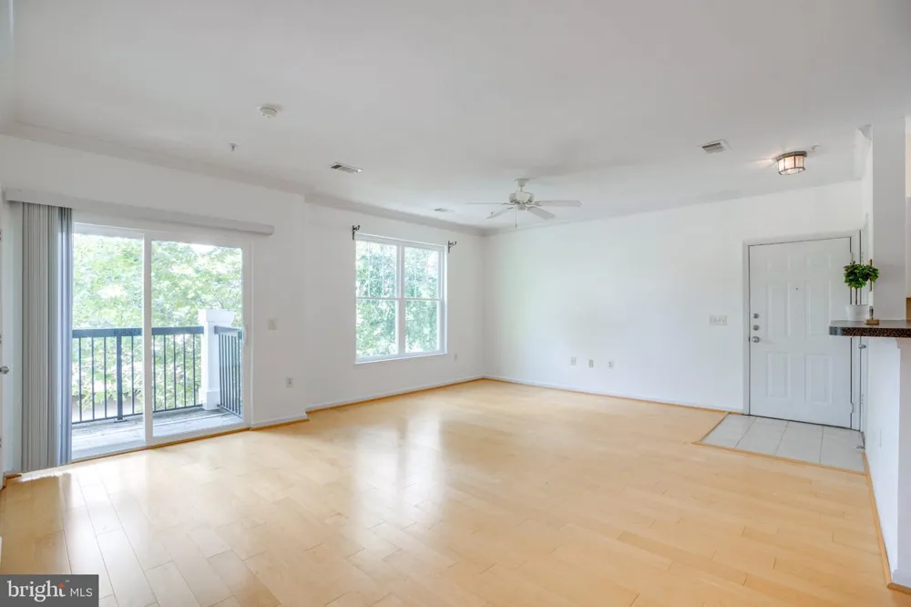 11321 ARISTOTLE DRIVE #3-303 Fairfax, VA 22030