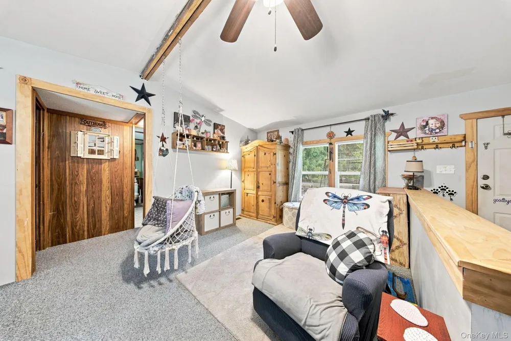 27 Delaware Drive Sparrowbush, NY 12780
