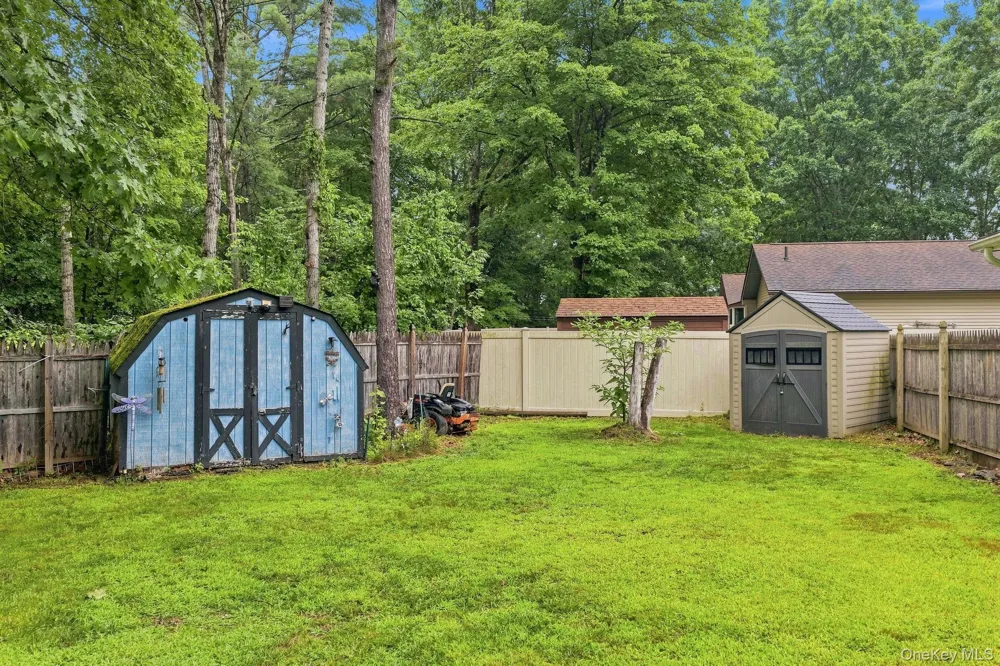 27 Delaware Drive Sparrowbush, NY 12780
