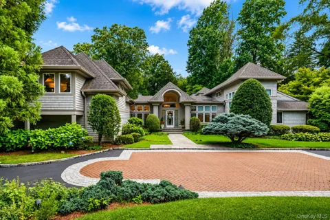 24 Winding Lane
