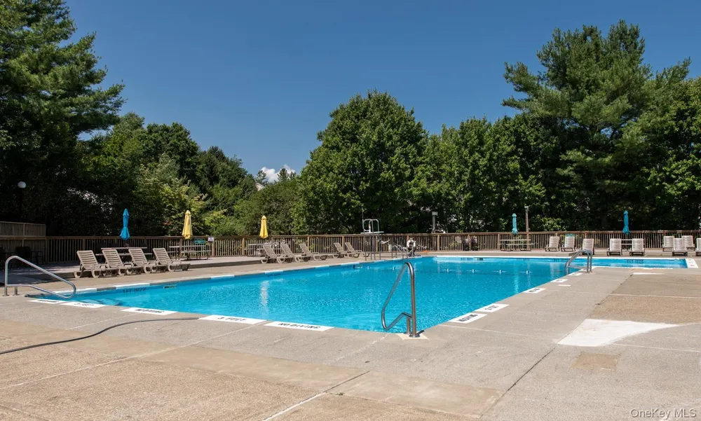 6 Burnham Court Fishkill, NY 12524