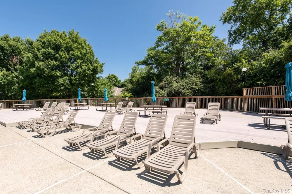 6 Burnham Court Fishkill, NY 12524