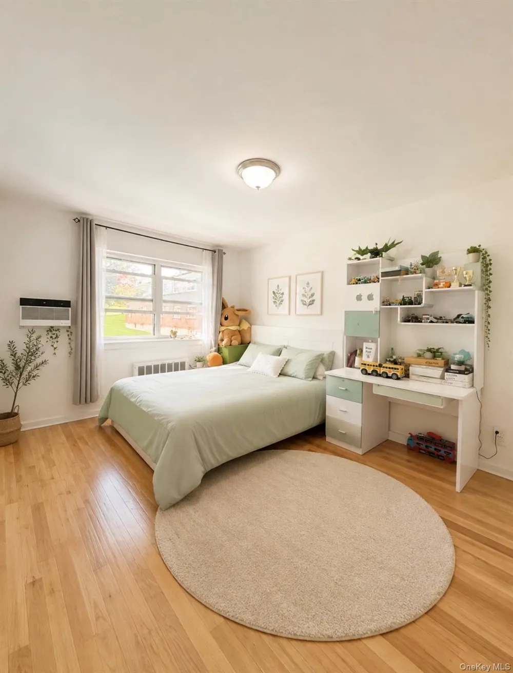 15229 Jewel Avenue #A Flushing, NY 11367