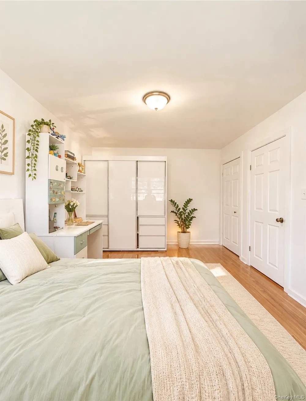 15229 Jewel Avenue #A Flushing, NY 11367
