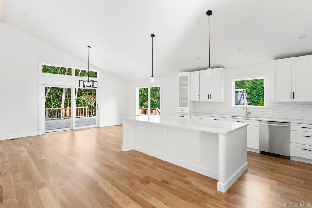 17 Bittersweet Avenue Hampton Bays, NY 11946