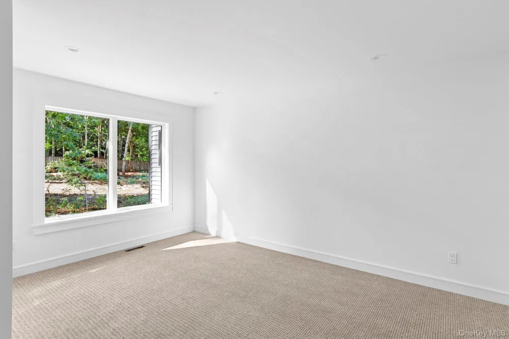 17 Bittersweet Avenue Hampton Bays, NY 11946