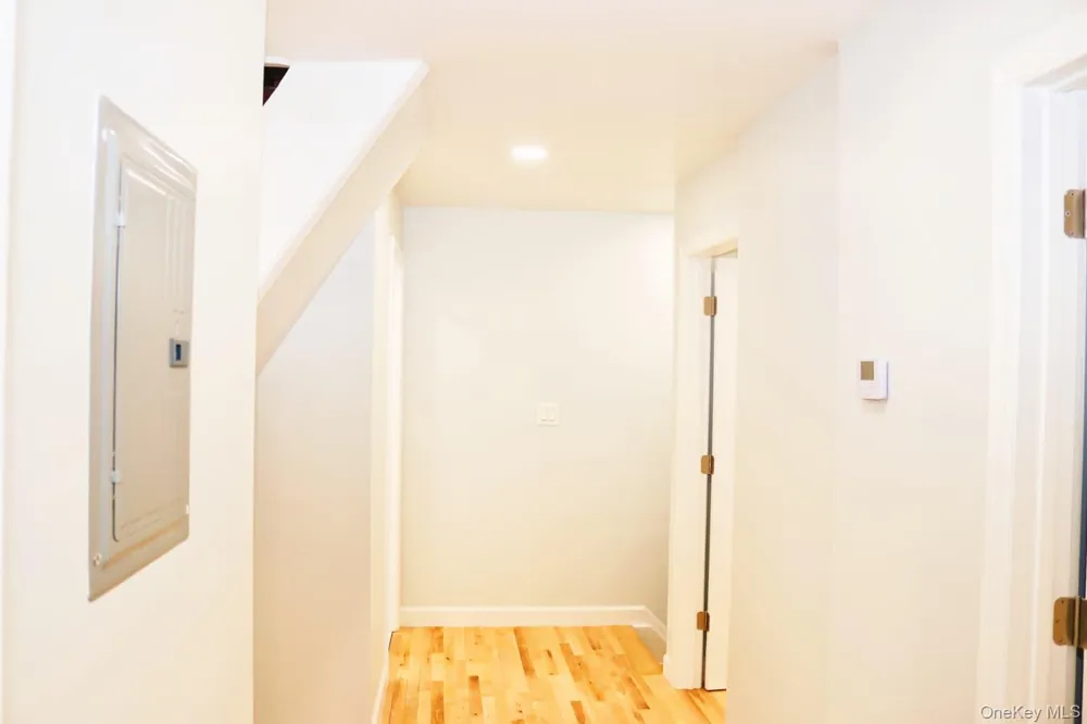 21 Randall Avenue Lynbrook, NY 11563