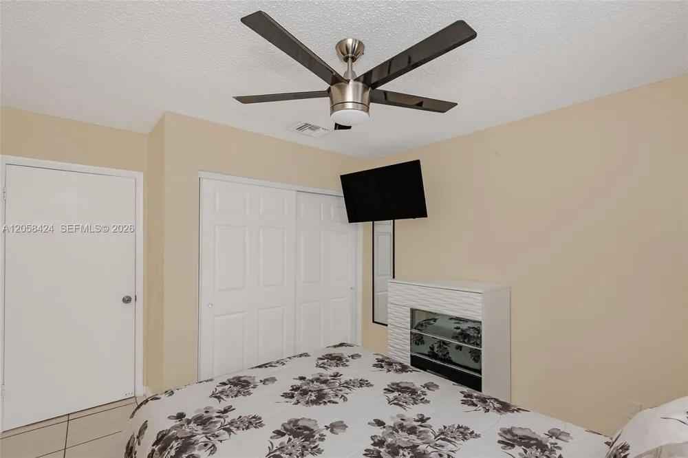 11559 SW 7th St Sweetwater, FL 33174