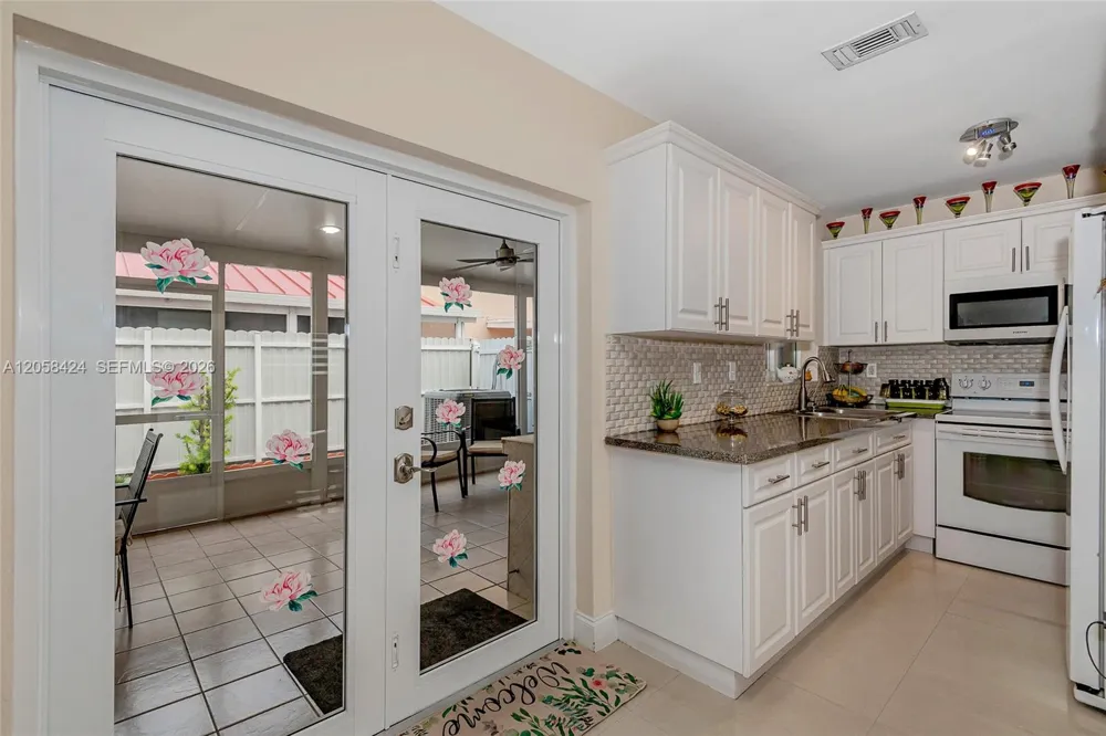 11559 SW 7th St Sweetwater, FL 33174