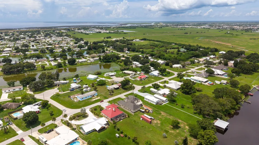 2531 SE 19TH TERRACE Okeechobee, FL 34974