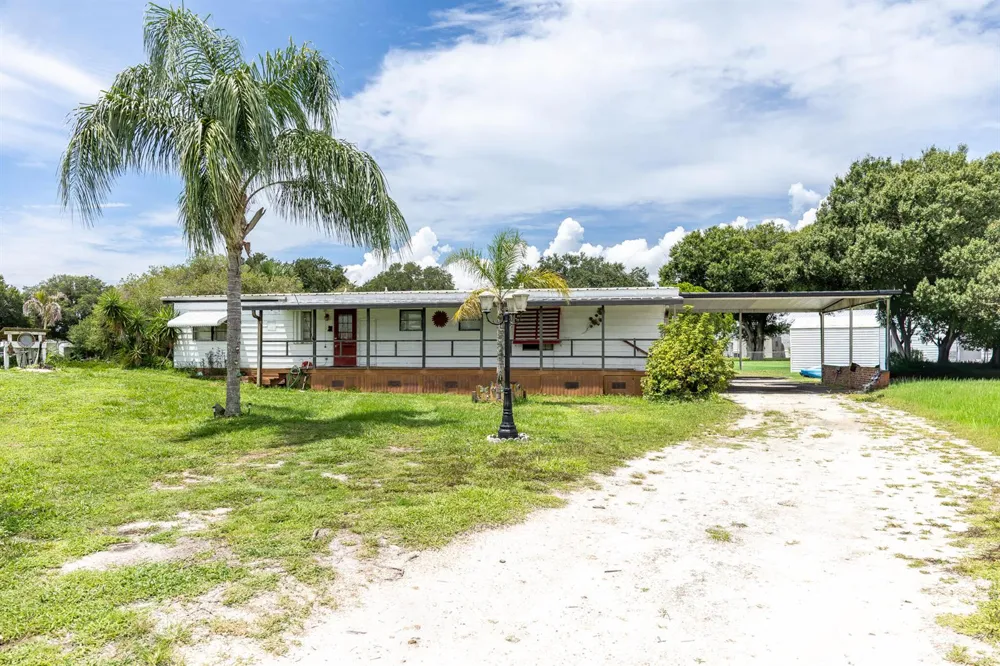 2531 SE 19TH TERRACE Okeechobee, FL 34974