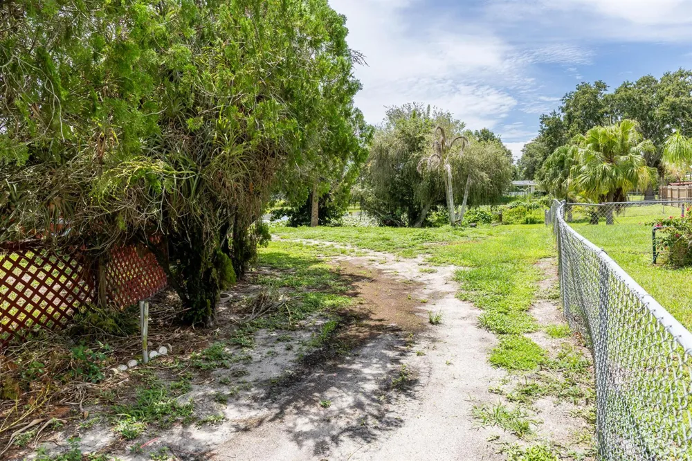 2531 SE 19TH TERRACE Okeechobee, FL 34974