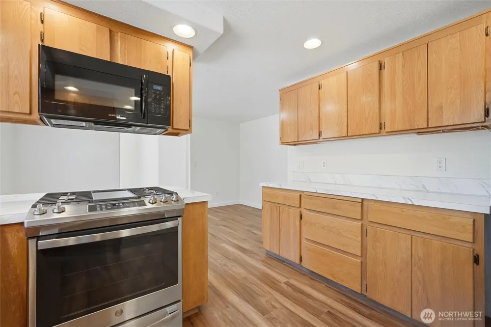 10700 SE 16th Street Vancouver, WA 98664