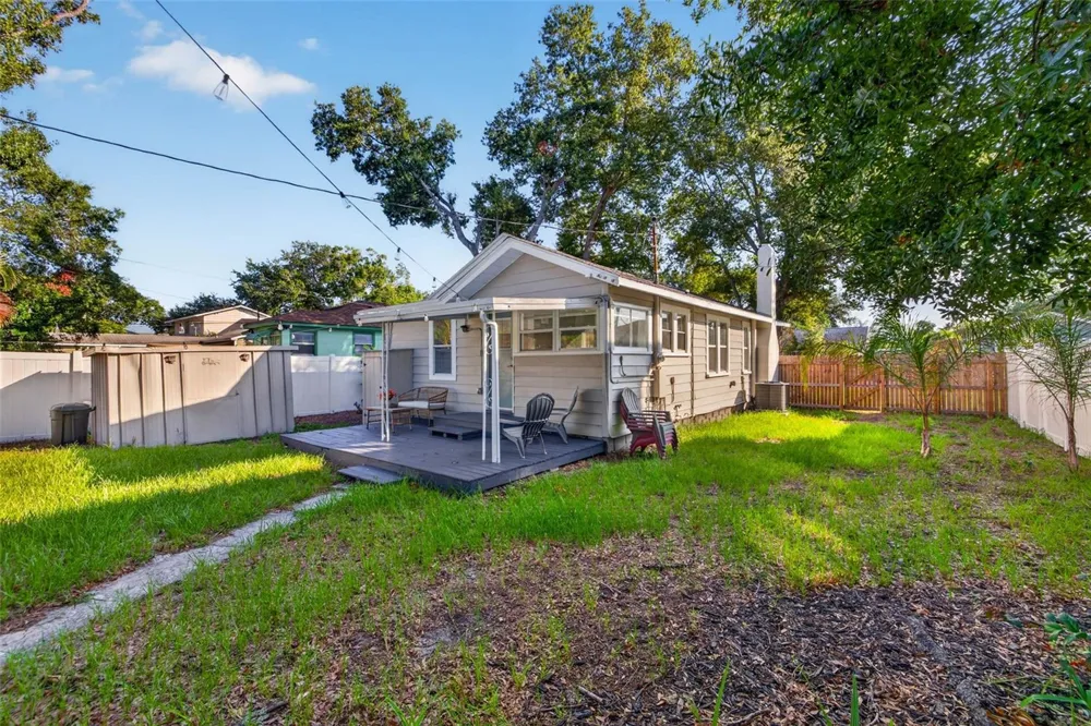 4624 IRIS STREET St Petersburg, FL 33714