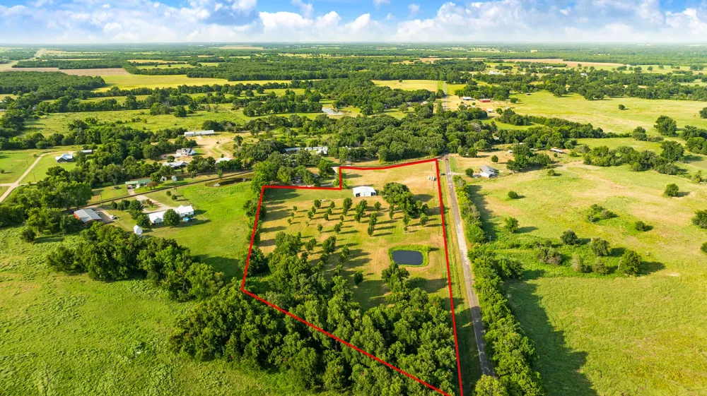 County Road 14900 Road Paris, TX 75462