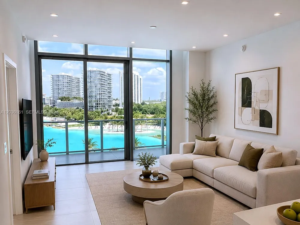2411 Laguna Circle #509 Miami Gardens, FL 33181