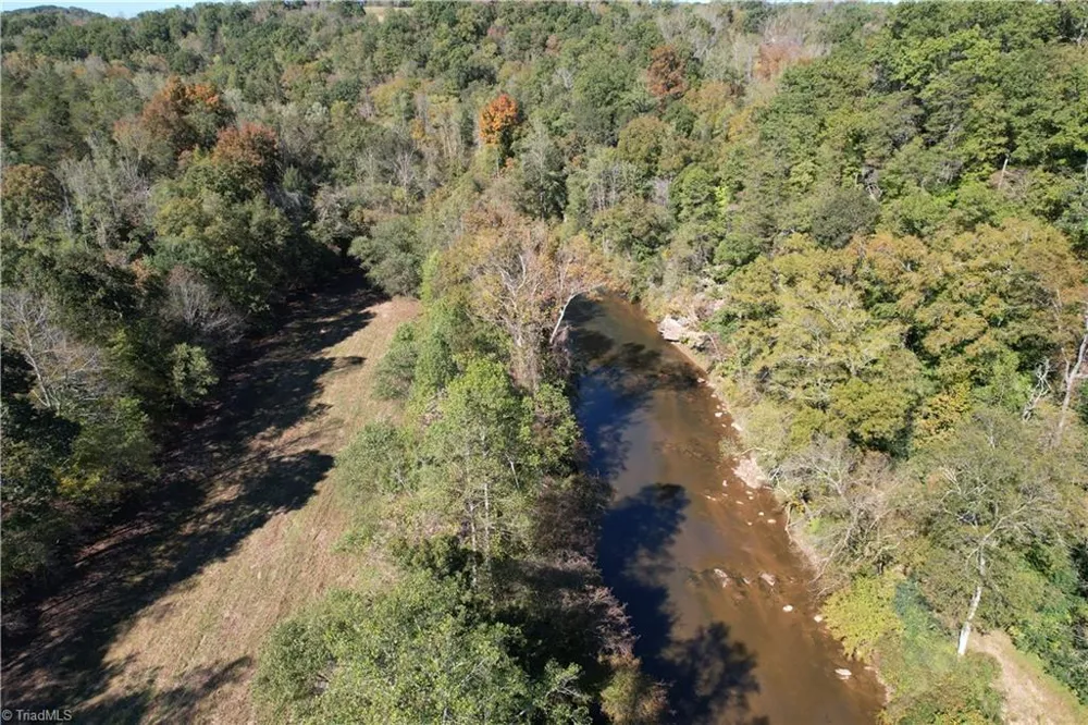 01 Seven Island Road Danbury, NC 27016
