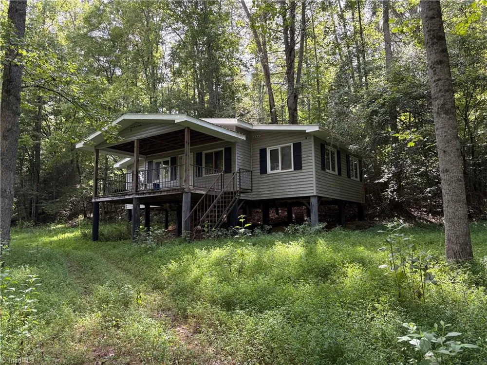 01 Seven Island Road Danbury, NC 27016