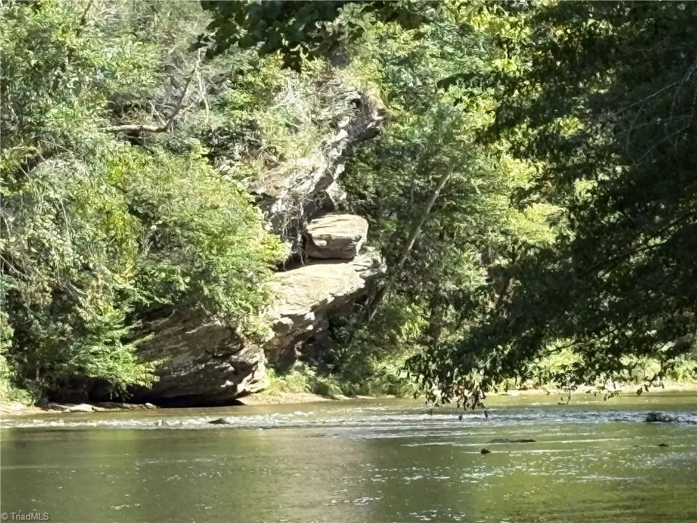 01 Seven Island Road Danbury, NC 27016