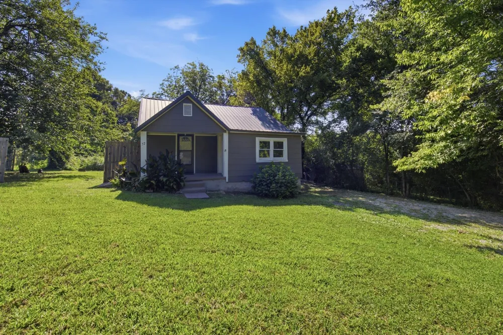 57 Circle Drive Rossville, GA 30741
