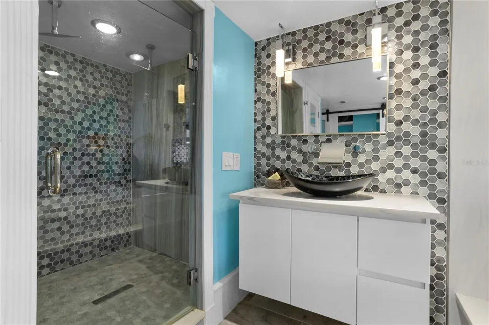 1420 ATLANTIC AVENUE #703 Daytona Beach, FL 32118