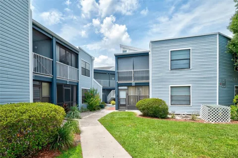 3806 SOUTHPOINTE DRIVE #L4