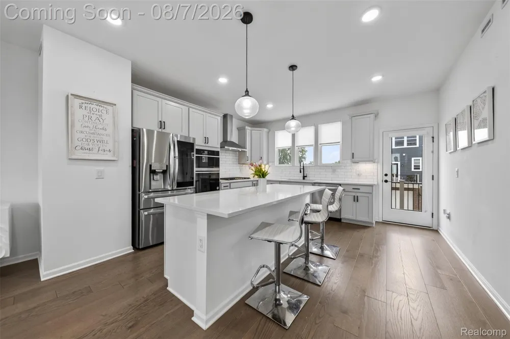 43160 Atwood Avenue #10 Novi City, MI 48375