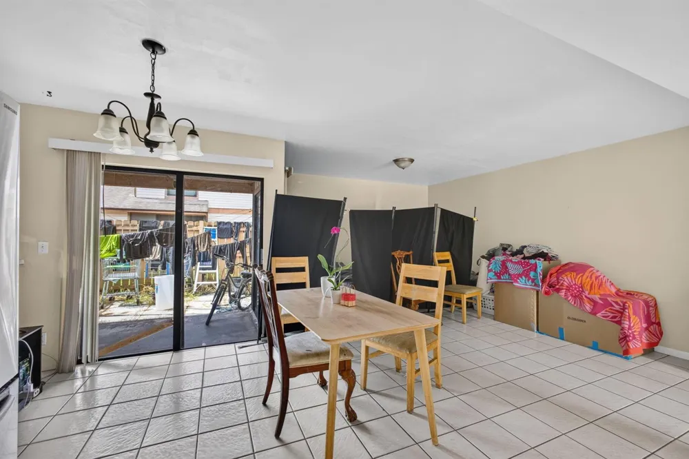 110 SHERWOOD CIRCLE #4C Jupiter, FL 33458