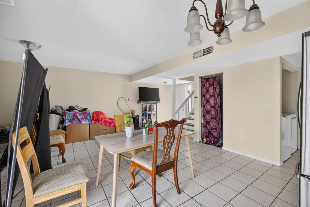 110 SHERWOOD CIRCLE #4C Jupiter, FL 33458