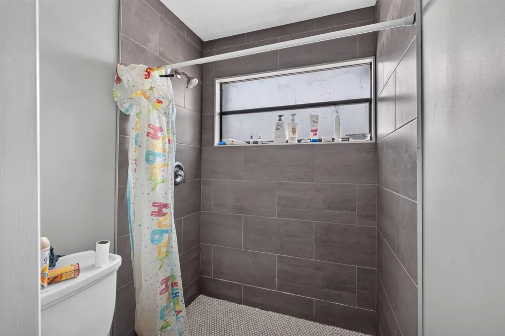 110 SHERWOOD CIRCLE #4C Jupiter, FL 33458