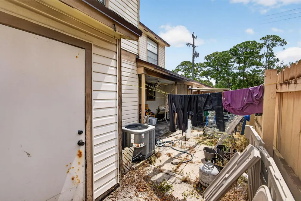 110 SHERWOOD CIRCLE #4C Jupiter, FL 33458