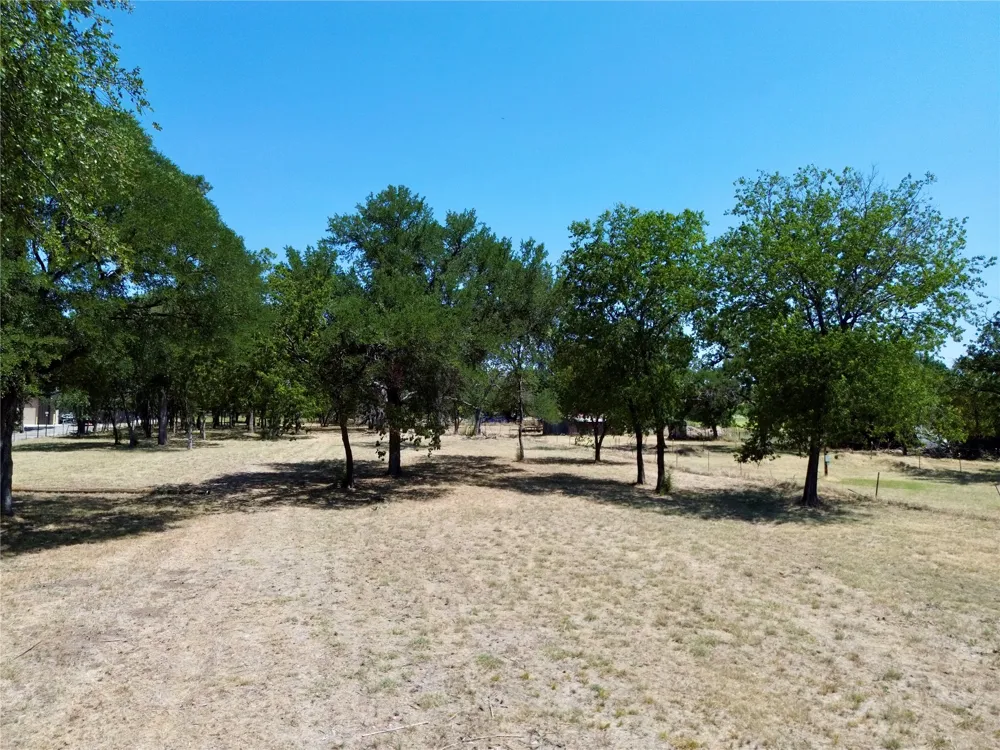 1401 Park Street Azle, TX 76020