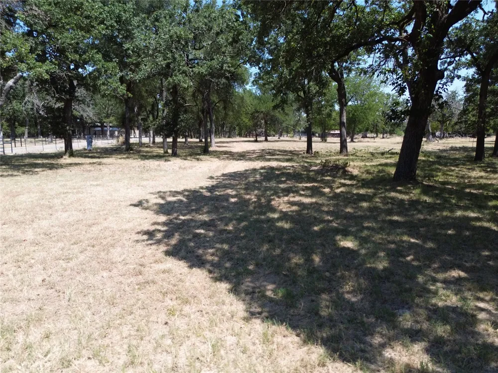 1401 Park Street Azle, TX 76020