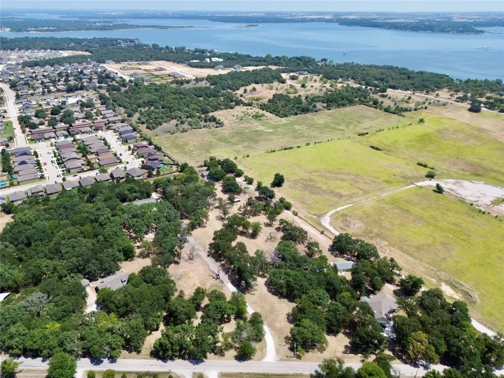 1401 Park Street Azle, TX 76020