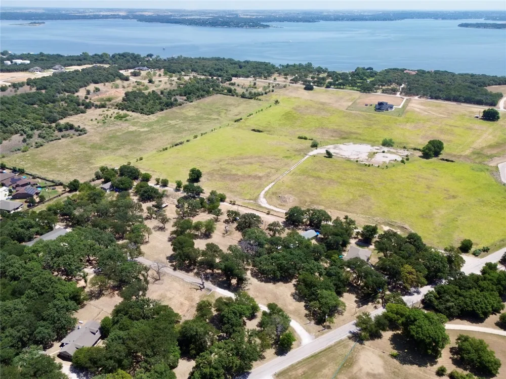 1401 Park Street Azle, TX 76020