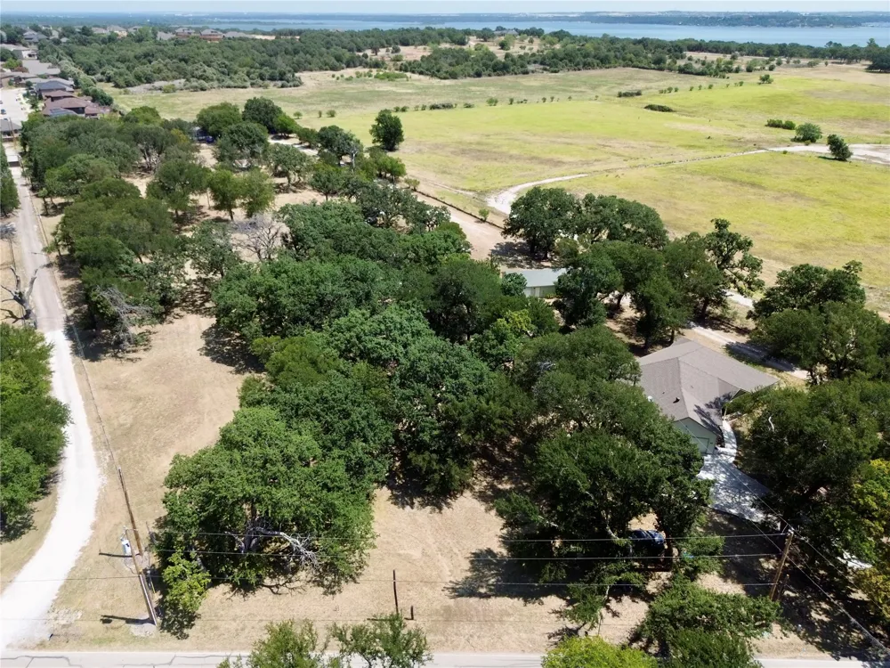 1401 Park Street Azle, TX 76020