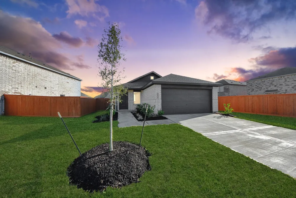 1031 Garnet Rain Circle Beasley, TX 77417