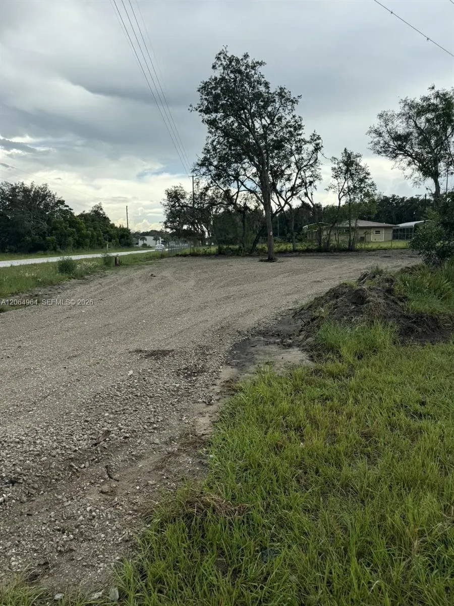 4732 KENILWORTH BLVD Sebring, FL 33870