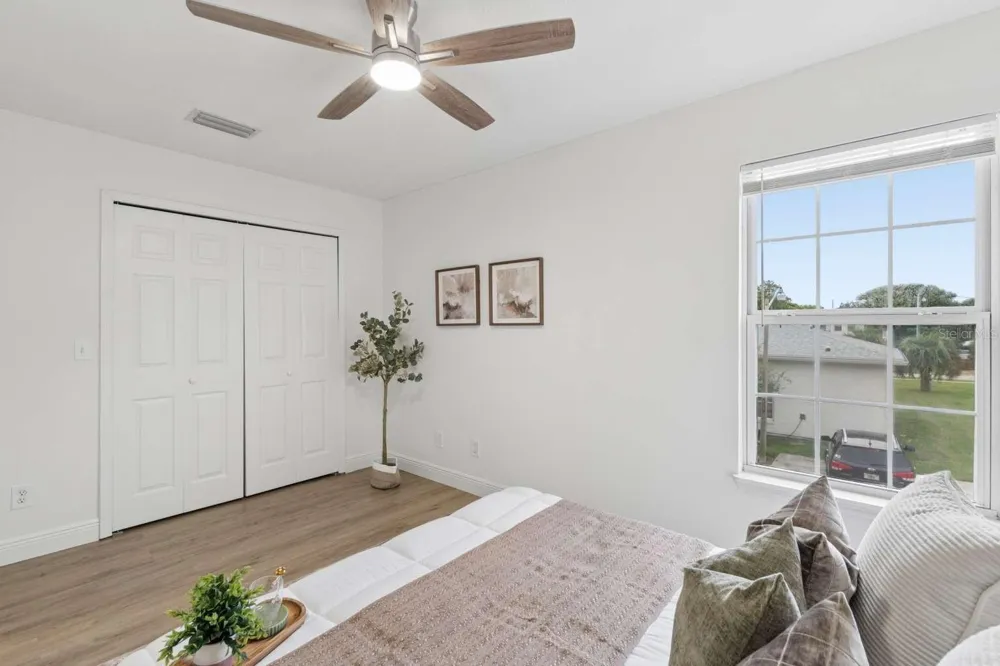 635 6TH AVENUE S Jacksonville Beach, FL 32250