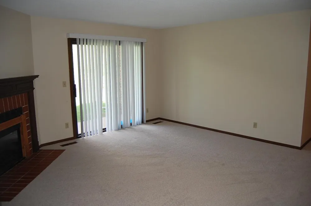 5201 Balmoral Lane Bloomington, MN 55437