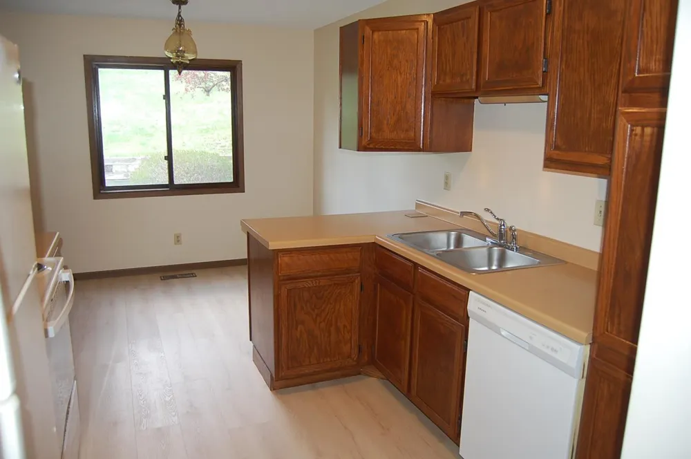 5201 Balmoral Lane Bloomington, MN 55437
