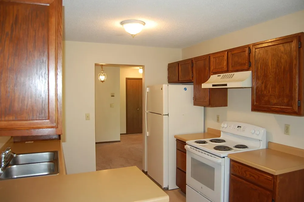 5201 Balmoral Lane Bloomington, MN 55437