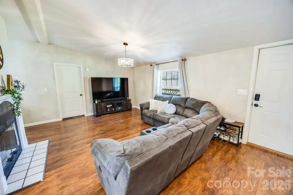 105 Short Meadow Drive Candler, NC 28715