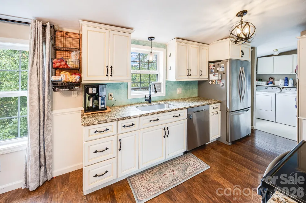 105 Short Meadow Drive Candler, NC 28715